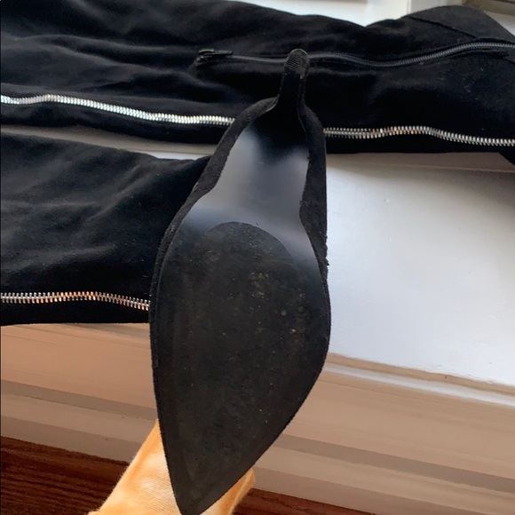 Long thigh boots - Picture 3 of 4